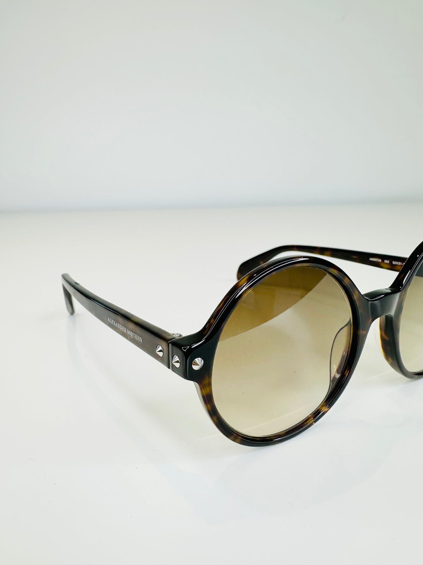 Round Frame Sunglasses