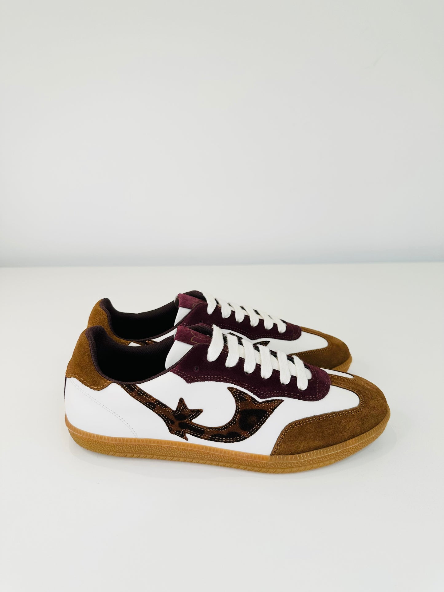 Leather Trainers - Size 40