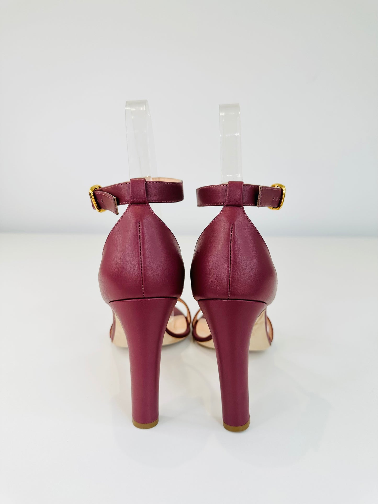 Leather Sandals - Size 38