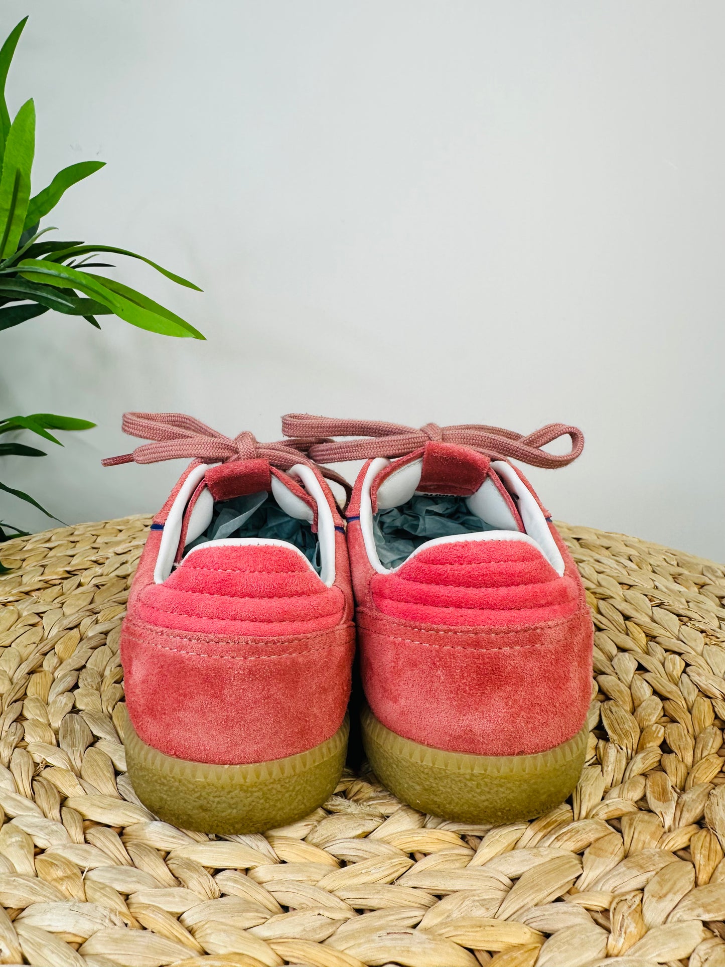 TB 490 Suede Trainers - Size 37