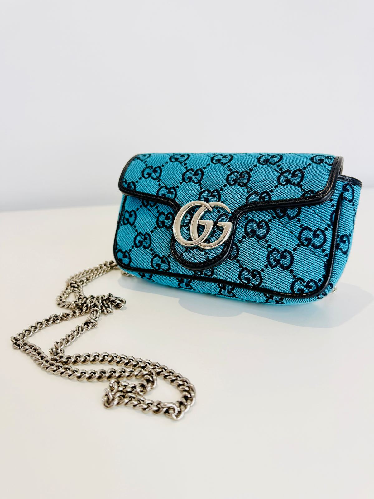 Canvas GG Marmont Super Mini Bag