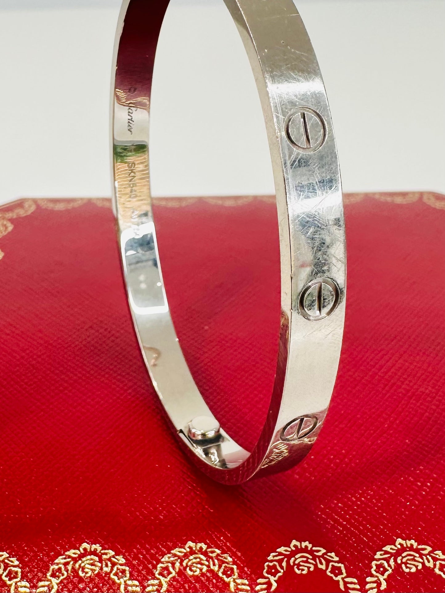 White Gold Love Bracelet - 19cm