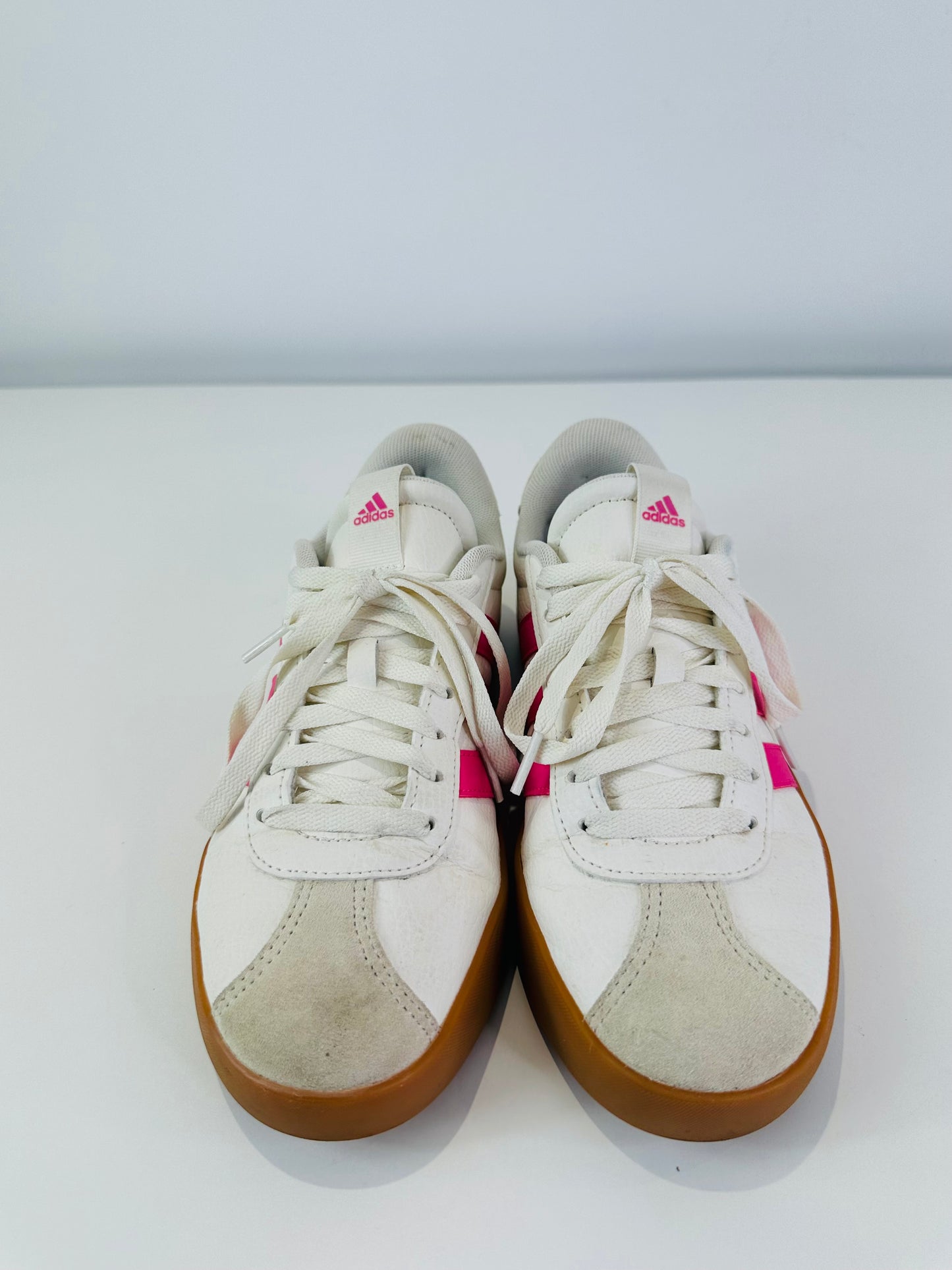 Court Trainers - Size 39