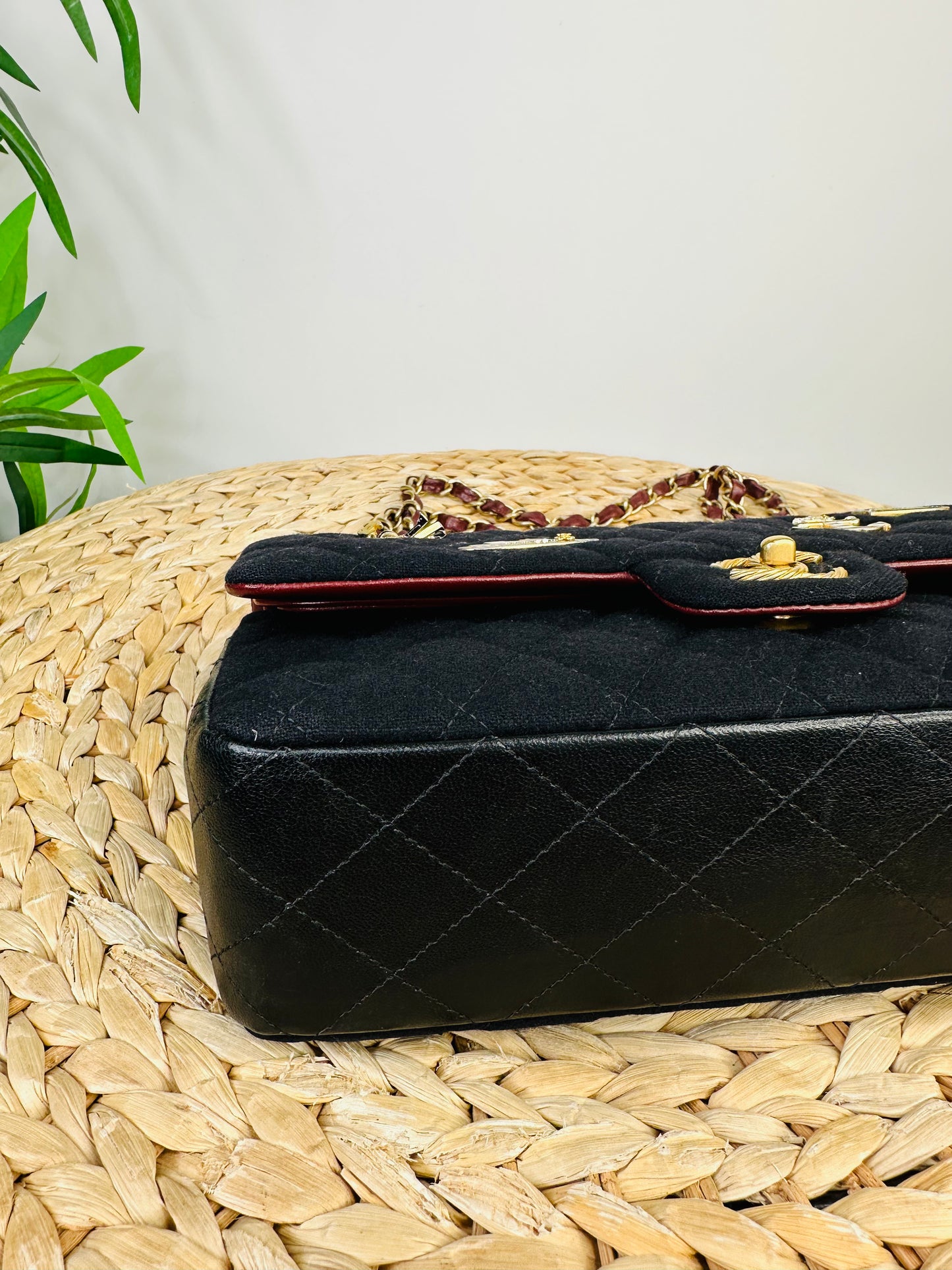 Medium Chanel Métiers d'Art Paris-Hamburg 2018 Double Flap Bag