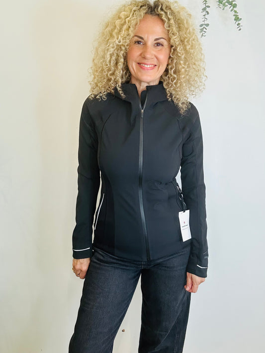 Cross Chill Jacket - Size 10