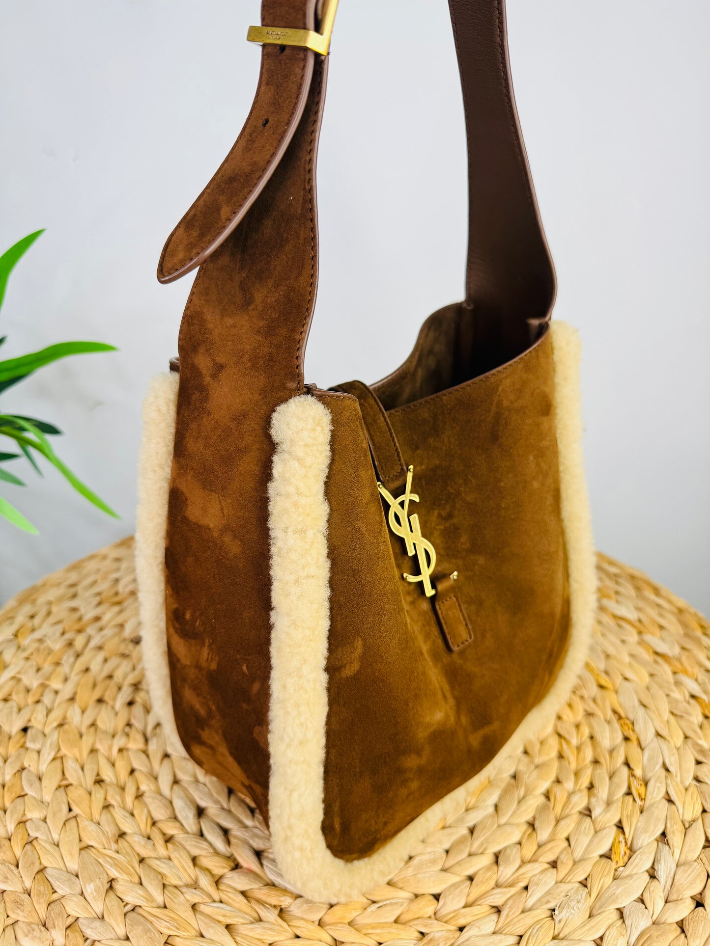 Small Le 5 à 7 Suede Shoulder Bag