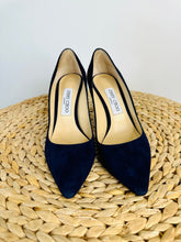 Load image into Gallery viewer, Romy Suede Pumps - Size 38
