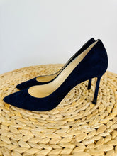 Load image into Gallery viewer, Romy Suede Pumps - Size 38
