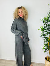 Load image into Gallery viewer, Loungewear Set - Size L
