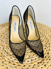 Load image into Gallery viewer, Dotted Tulle Pumps - Size 37.5
