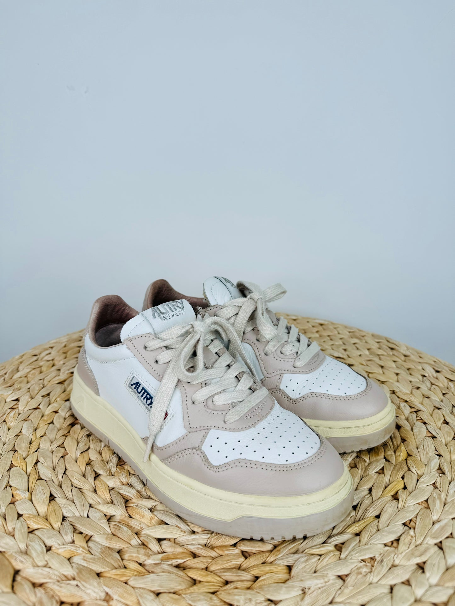 Medalist Low Trainers - Size 37