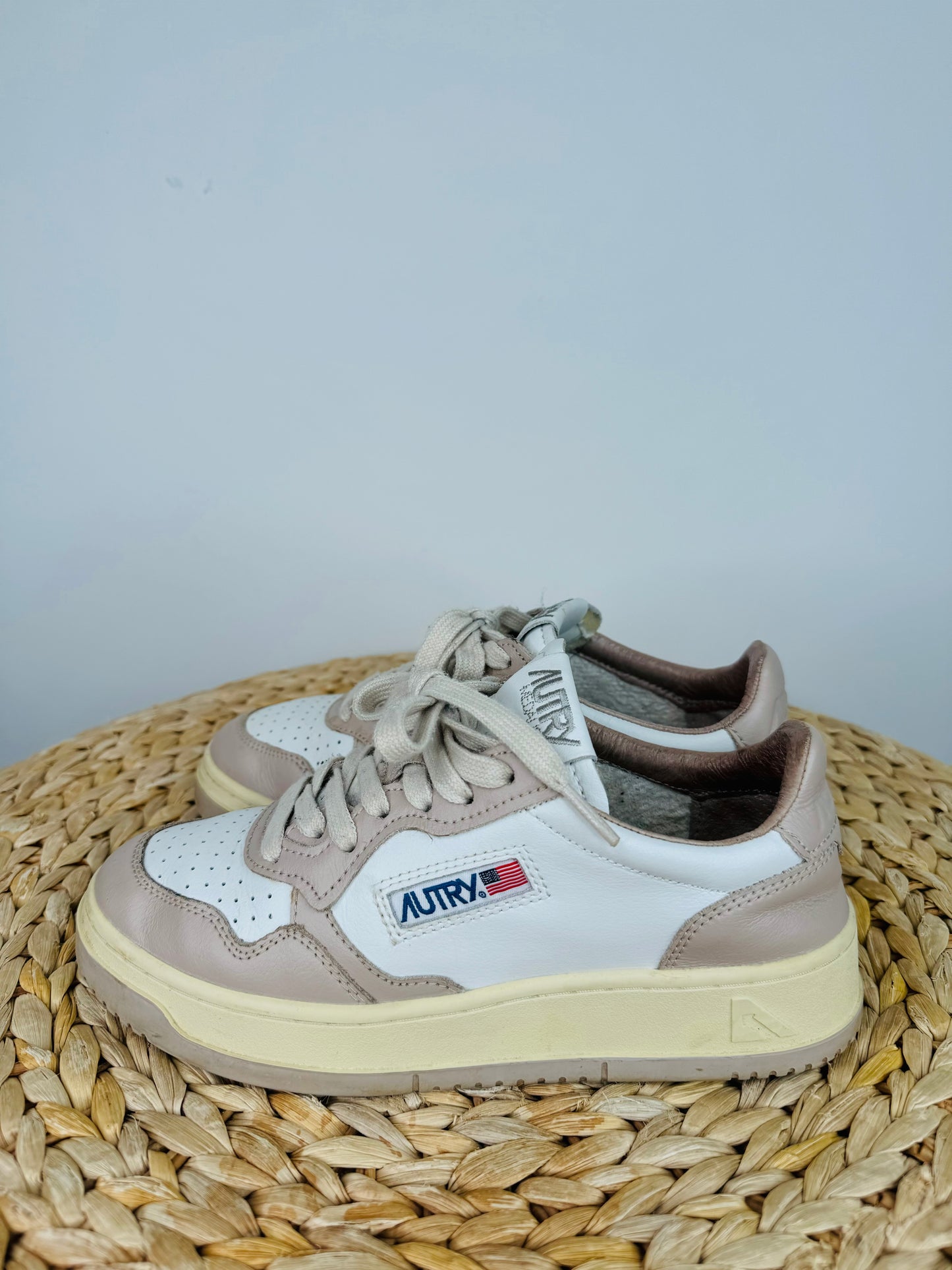 Medalist Low Trainers - Size 37