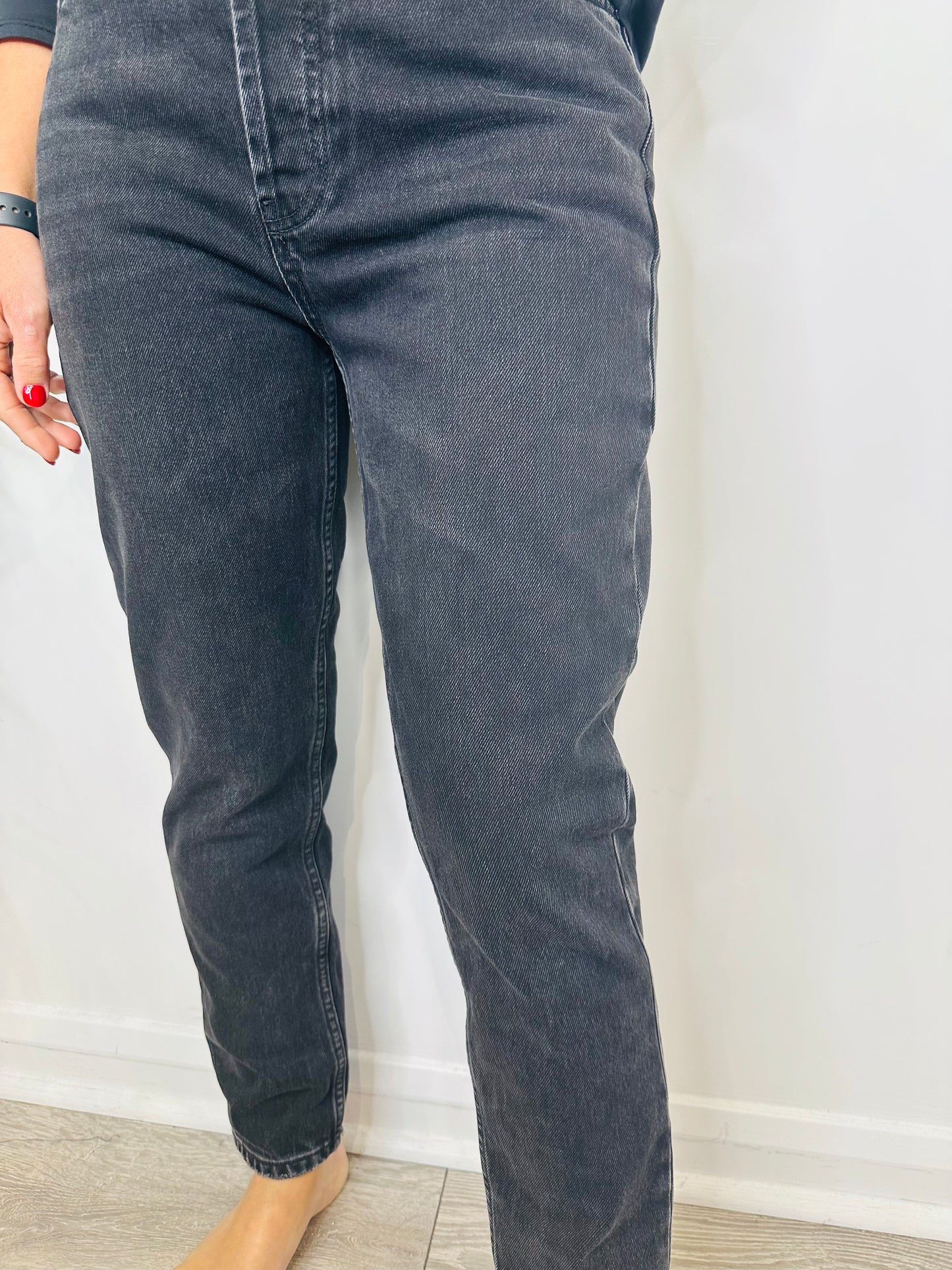 Sonya Slim Leg Jeans - Size 29