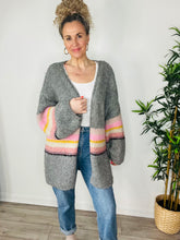 Load image into Gallery viewer, Chunky Knit Cardigan - Size S/M
