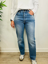 Load image into Gallery viewer, Straight Leg Jeans - Size 30
