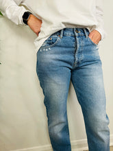 Load image into Gallery viewer, Straight Leg Jeans - Size 30
