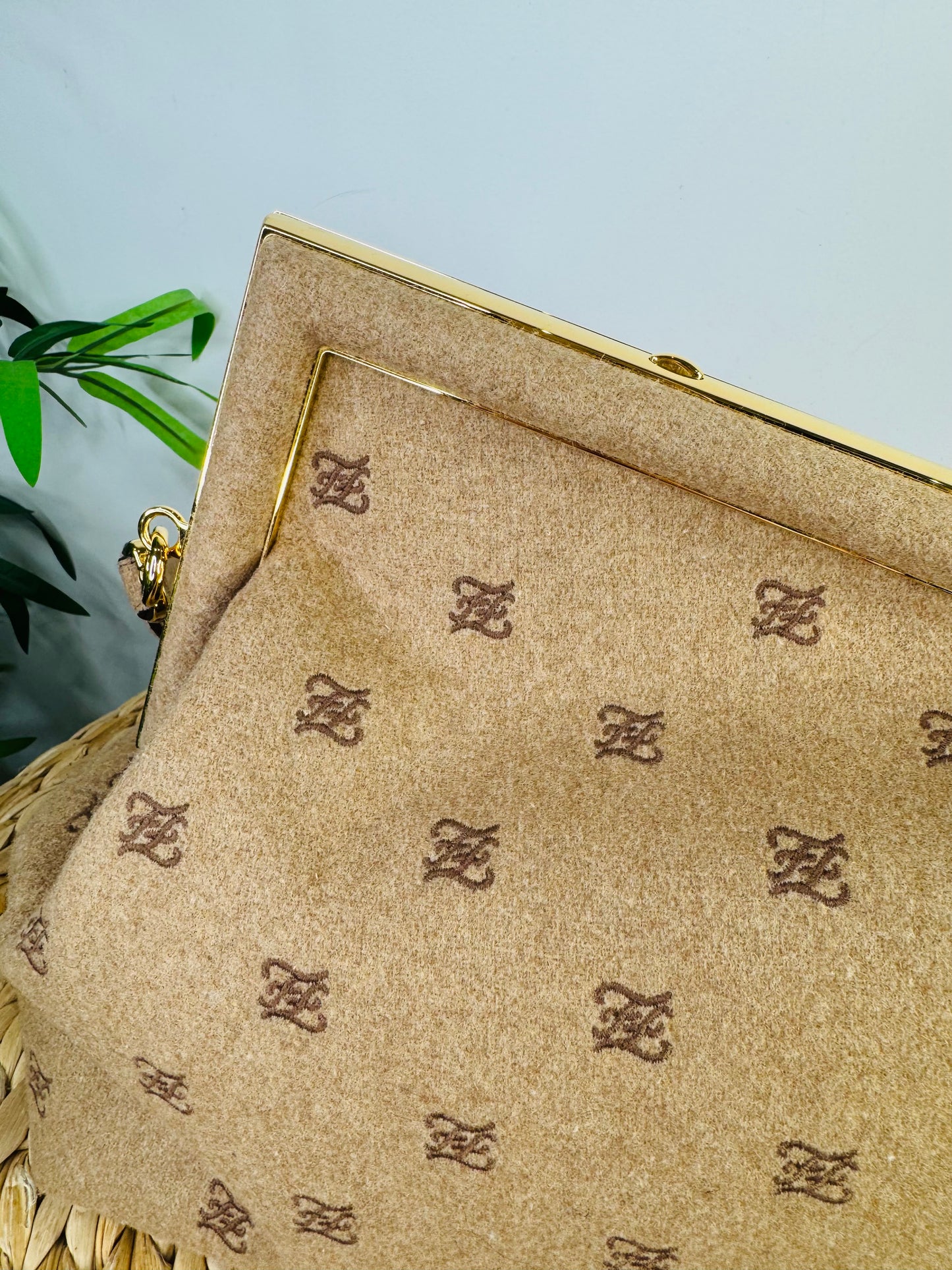 Midi First Clutch Bag