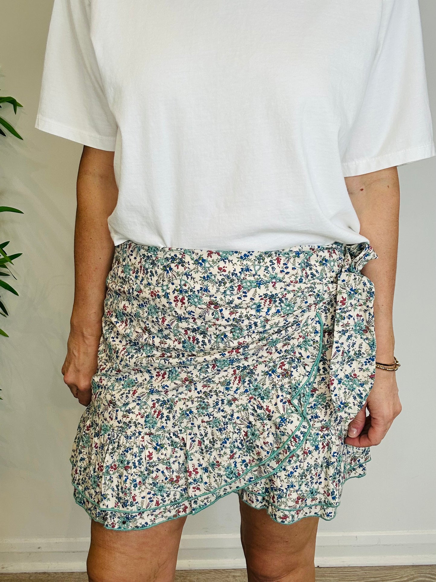 Floral Broderie Wrap Skirt - Size 40