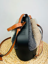 Load image into Gallery viewer, Leather Crossbody Bag
