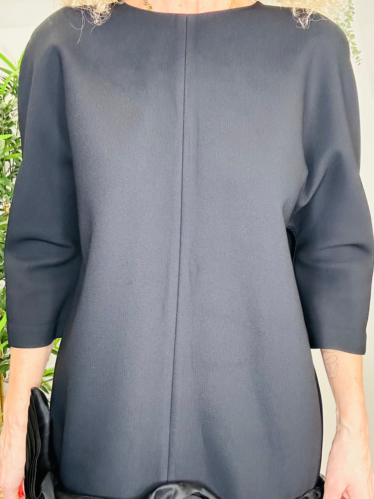 Ruffe Hem Short Dress - Size 12