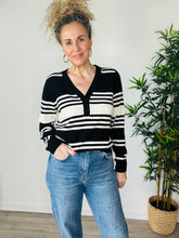 Load image into Gallery viewer, Striped Jumper - Size L
