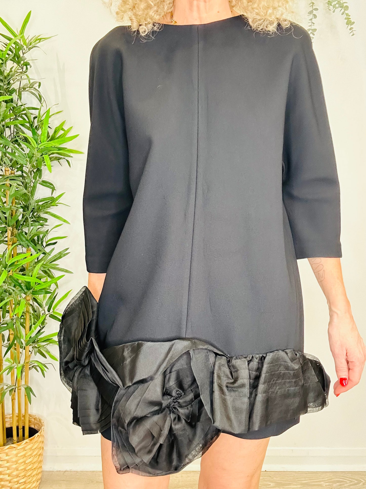 Ruffe Hem Short Dress - Size 12