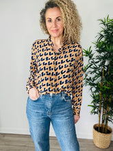 Load image into Gallery viewer, Silk Leopard Print Shirt - Size L
