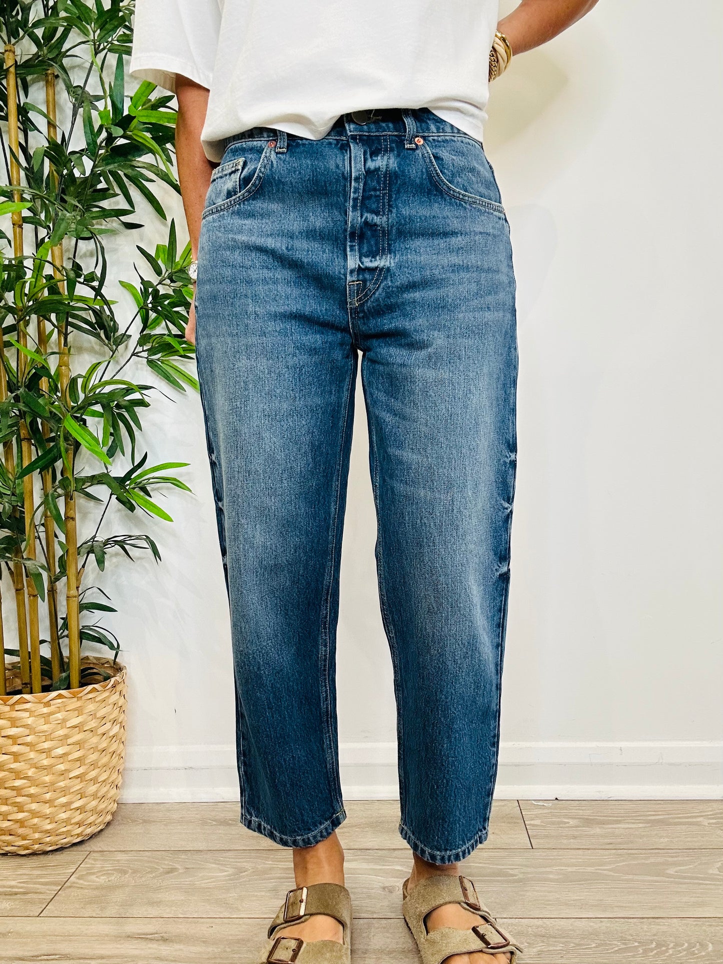Carrot Jeans - Size 26
