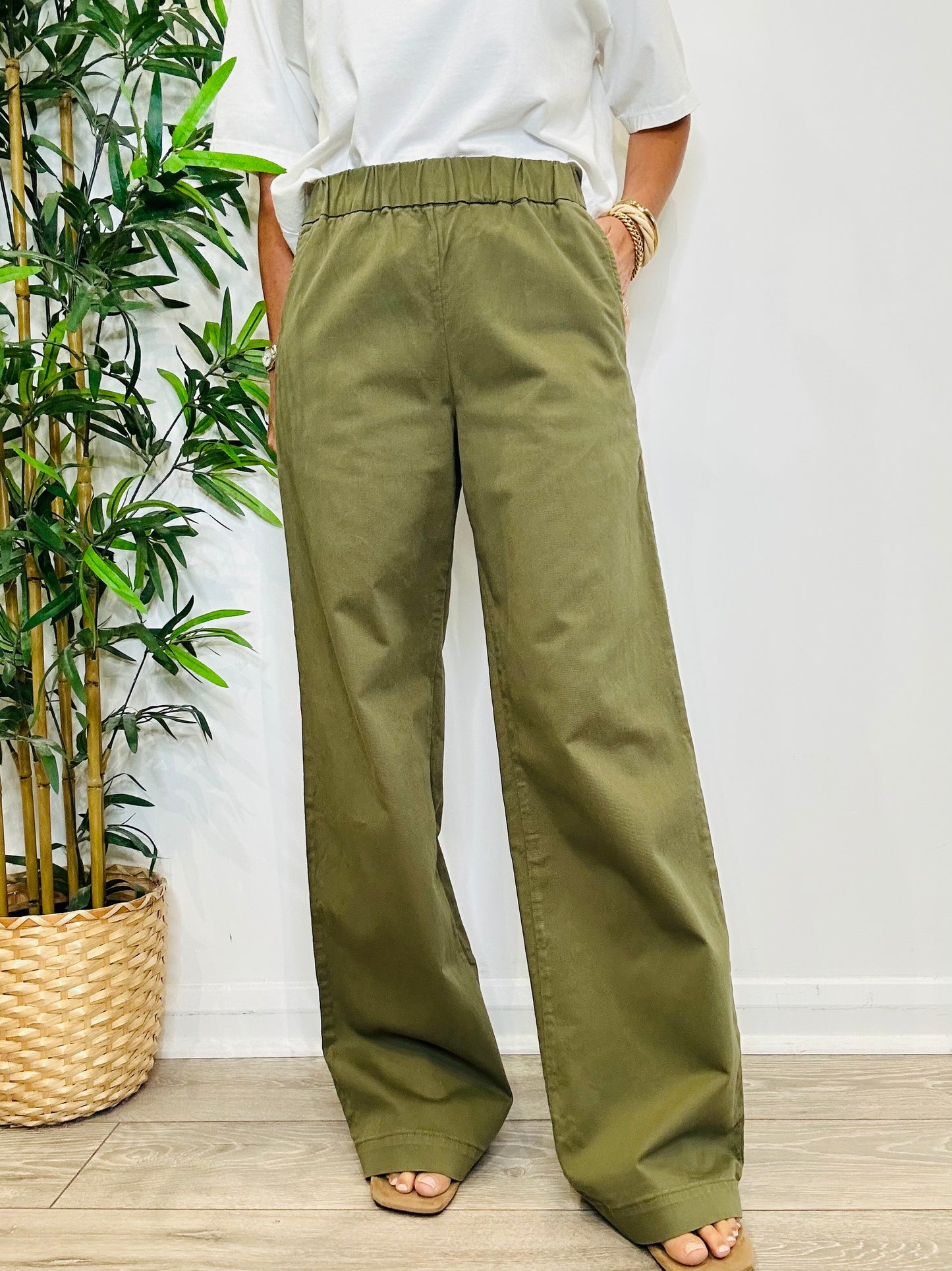 Wide Leg Trousers - Size M