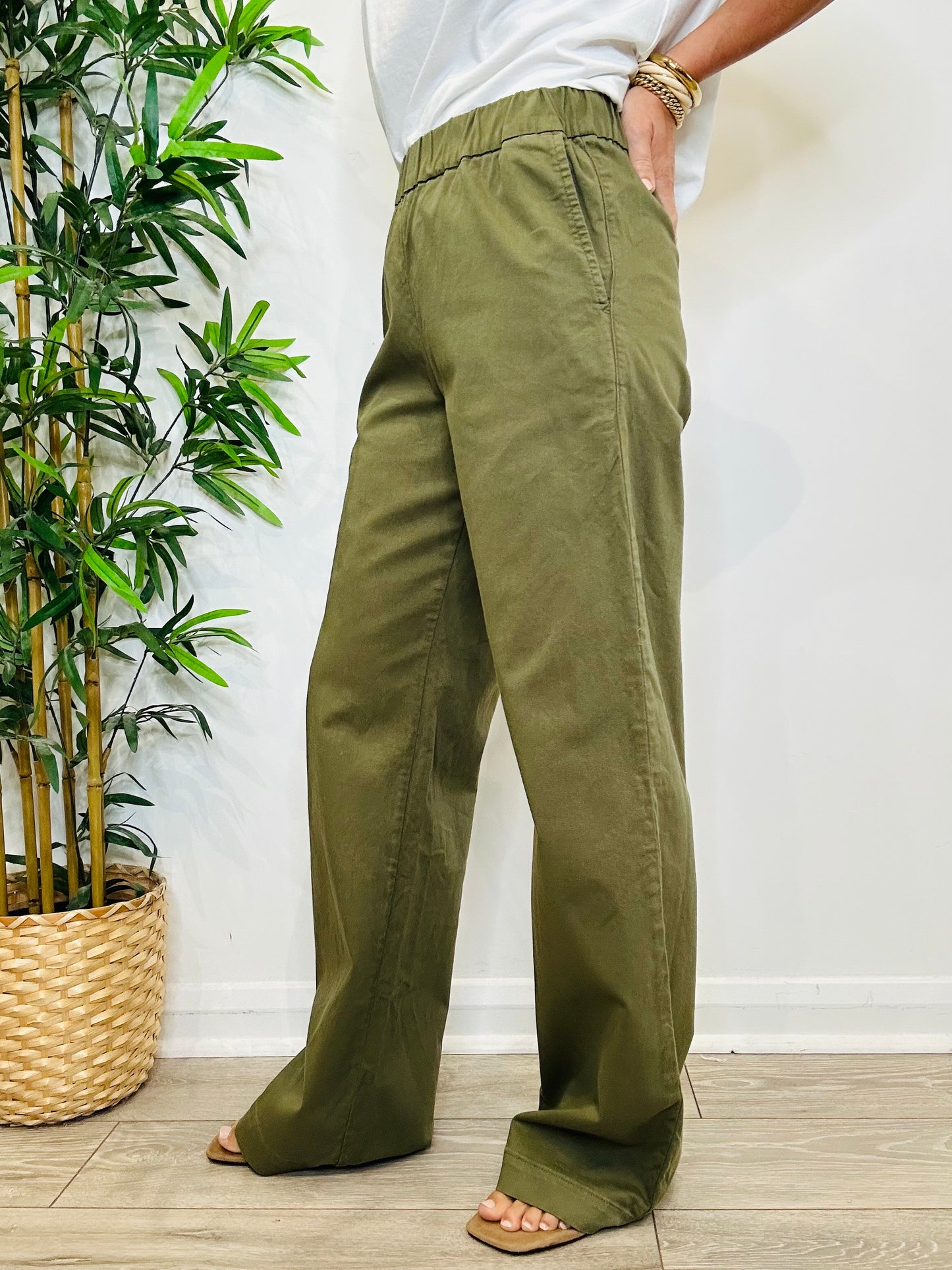 Wide Leg Trousers - Size M