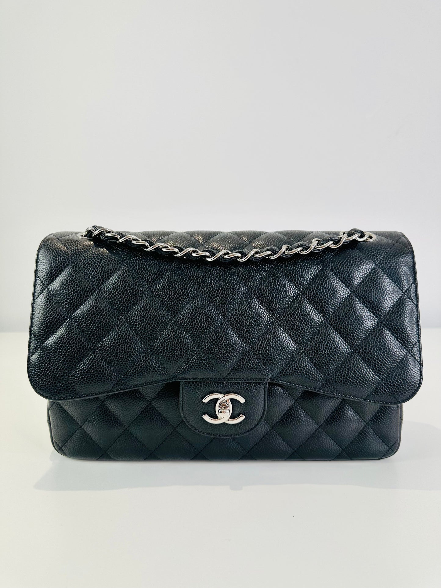 Jumbo Classic Caviar Leather Double Flap Bag