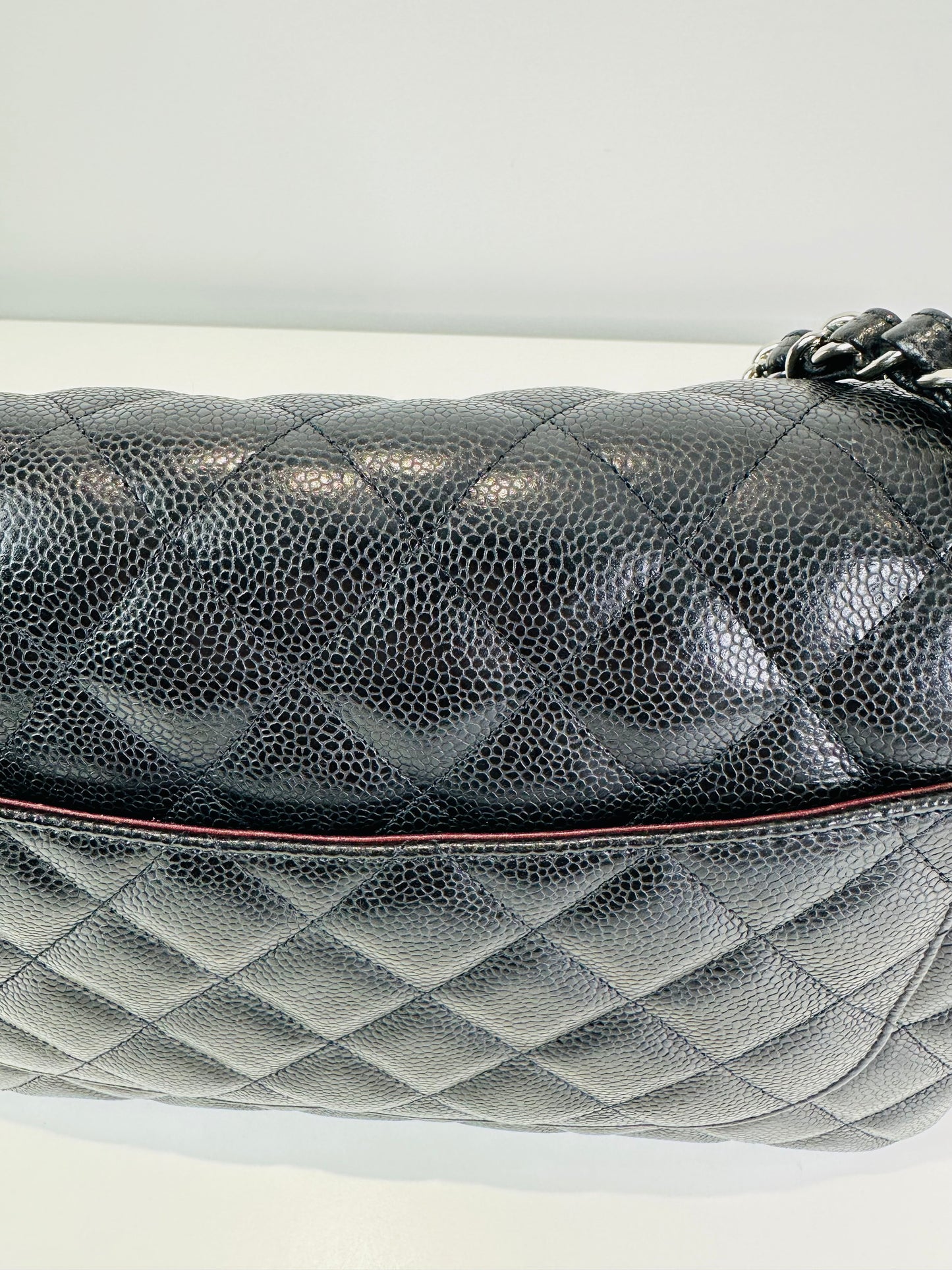 Jumbo Classic Caviar Leather Double Flap Bag