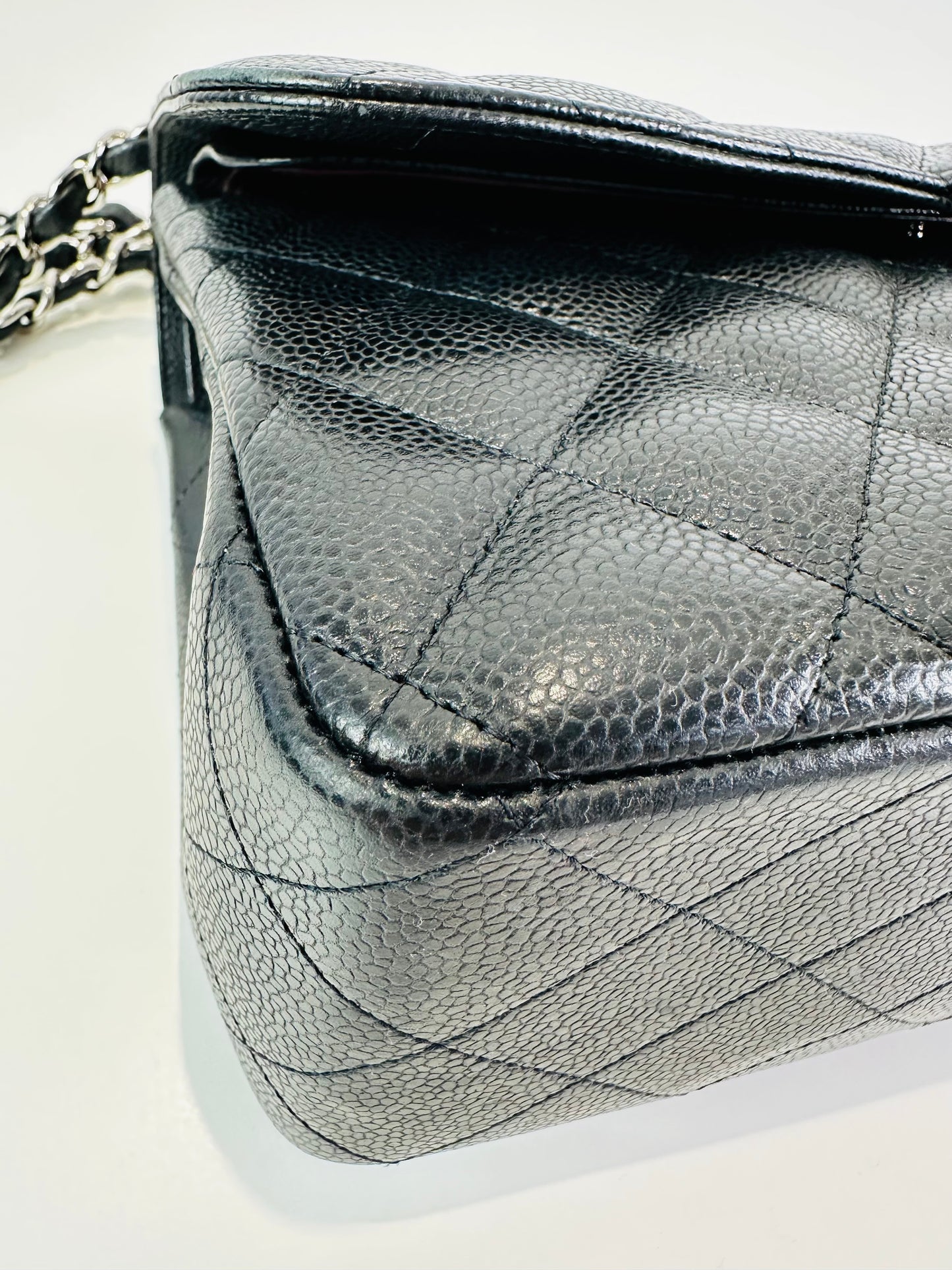 Jumbo Classic Caviar Leather Double Flap Bag