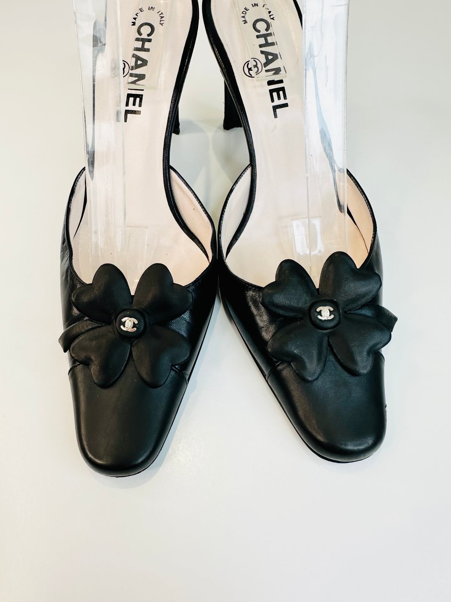 Leather Clover Pumps - Size 37
