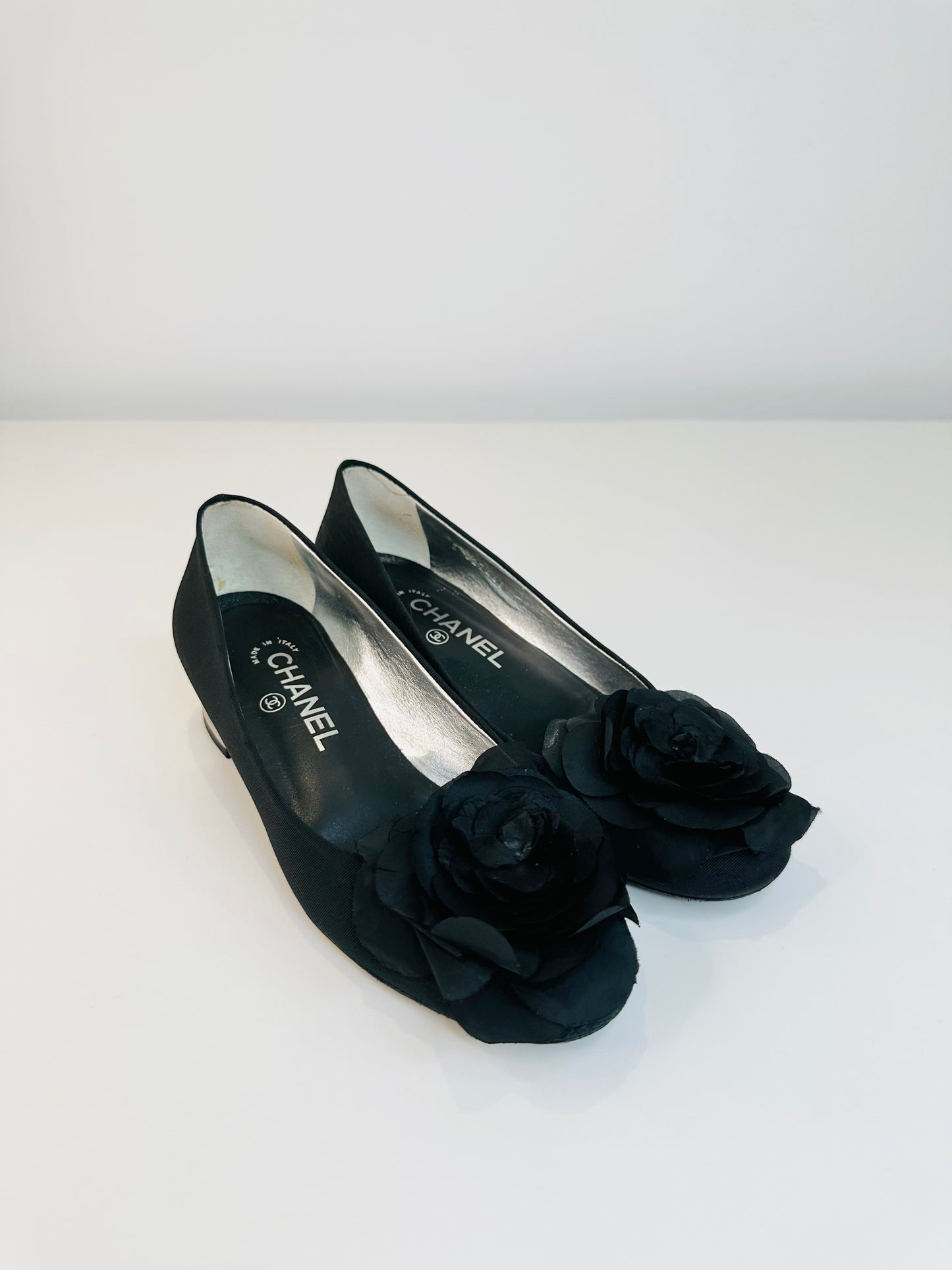 Satin Camellia Pumps - Size 37.5