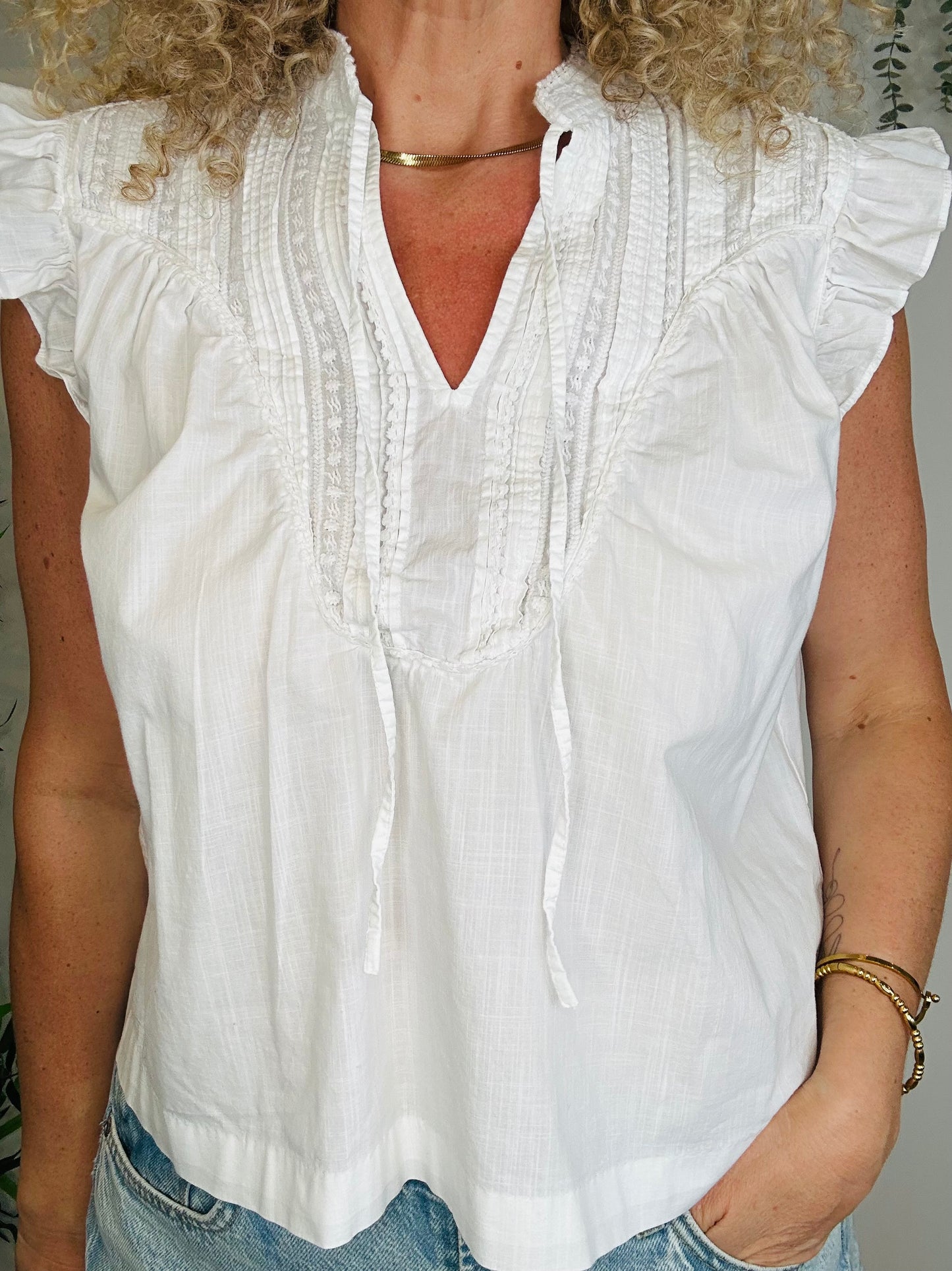 Sleeveless Frill Top - Size 34