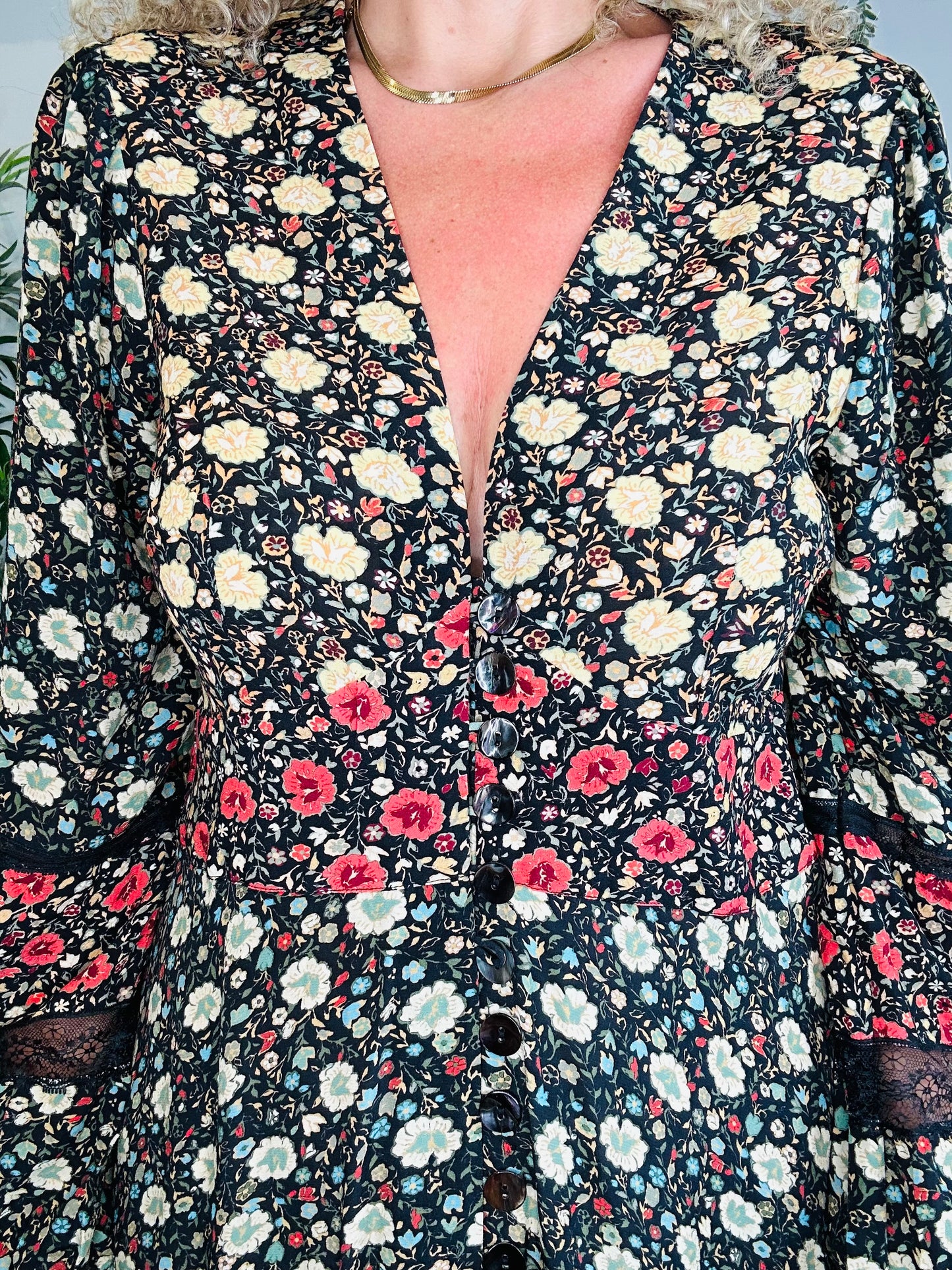 Floral Raven Dress - Size 14