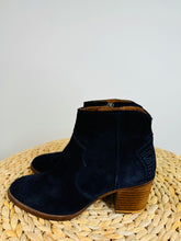 Load image into Gallery viewer, Suede Ankle Boots - Size 38
