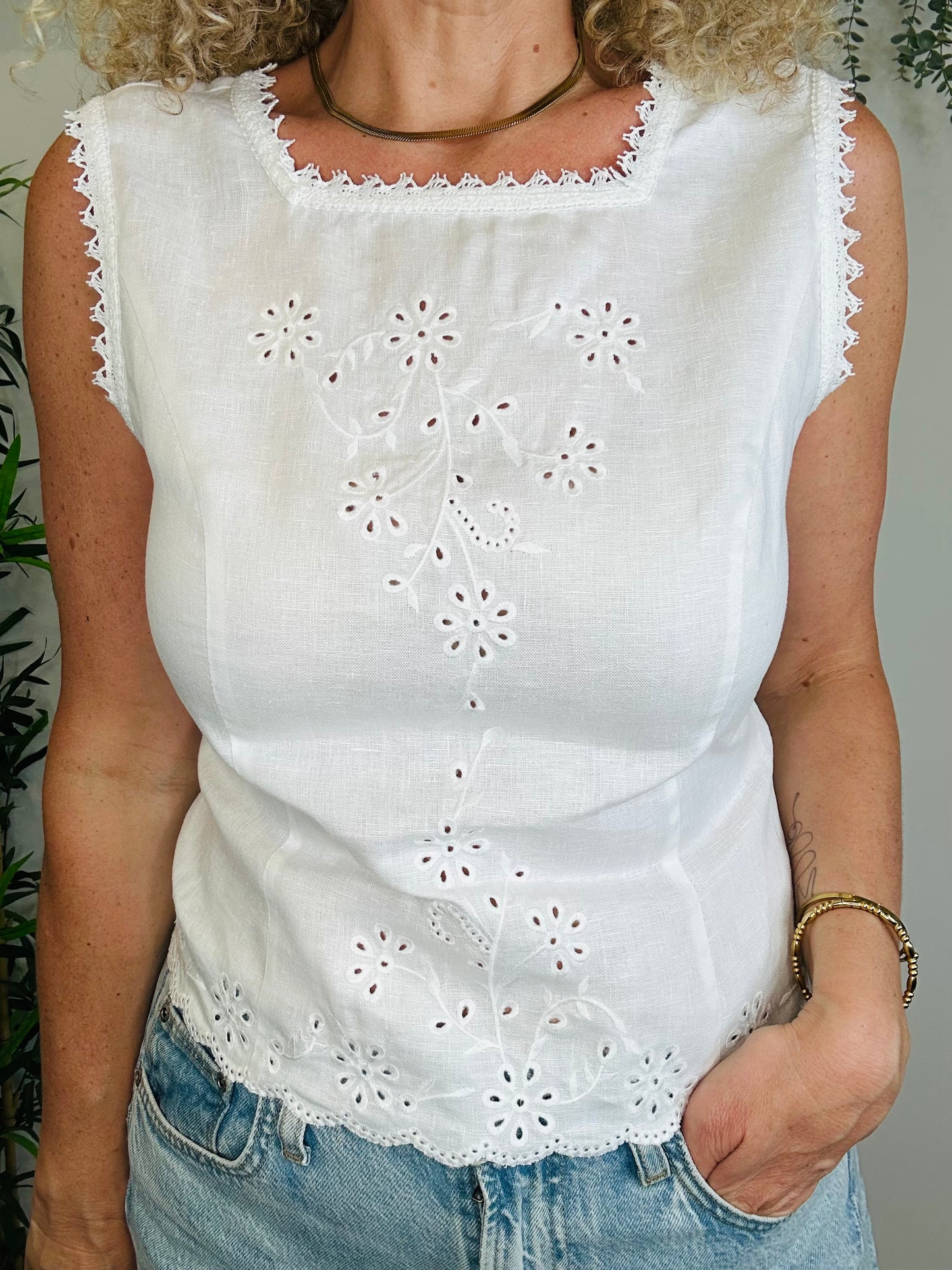 Broderie Linen Top - Size 10
