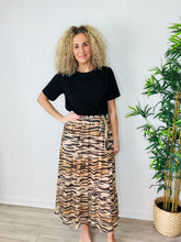 Load image into Gallery viewer, Tiger Print Wrap Skirt - Size M

