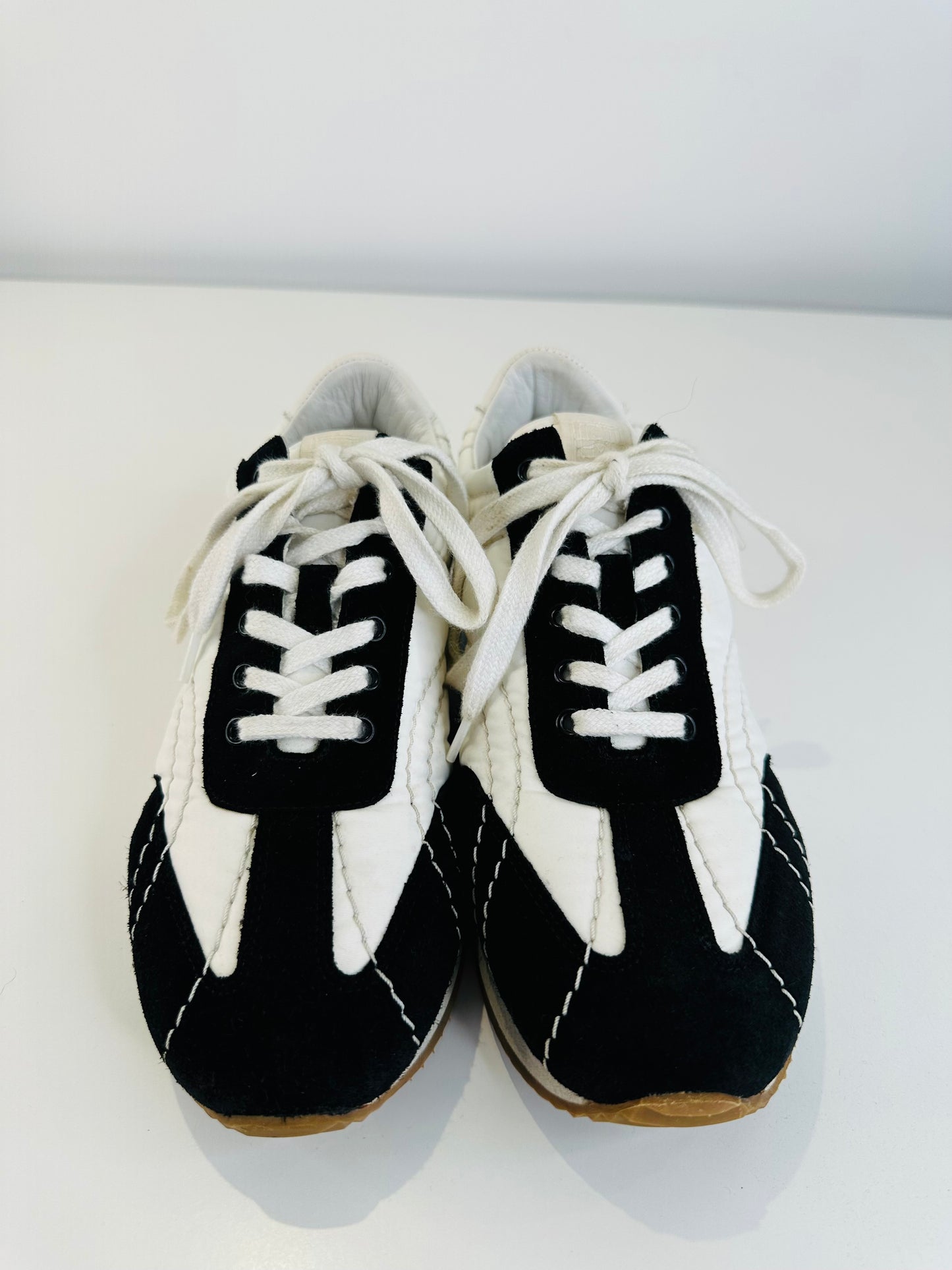 Sport Trainers - Size 39