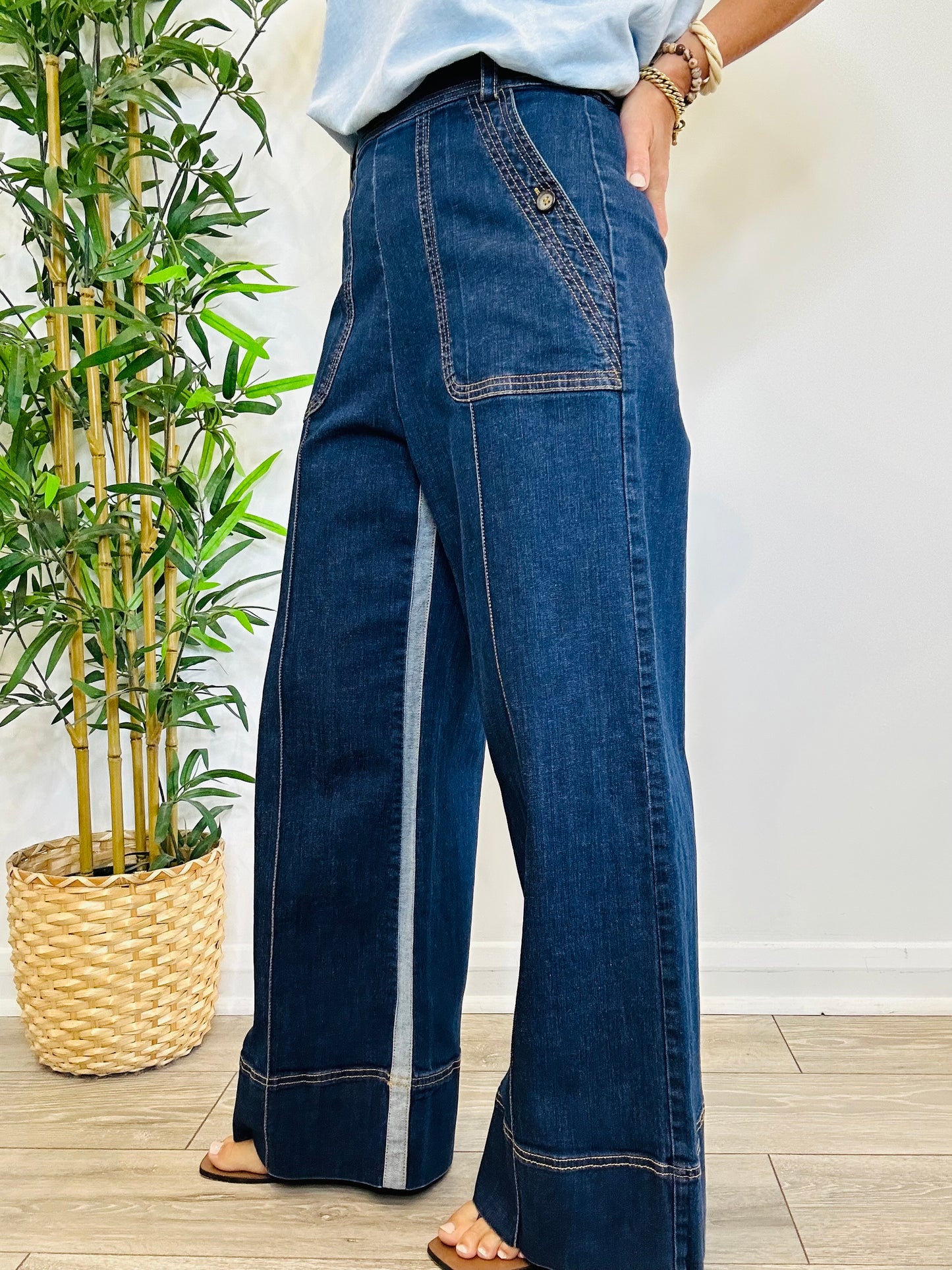 Wide Leg Jeans - Size S