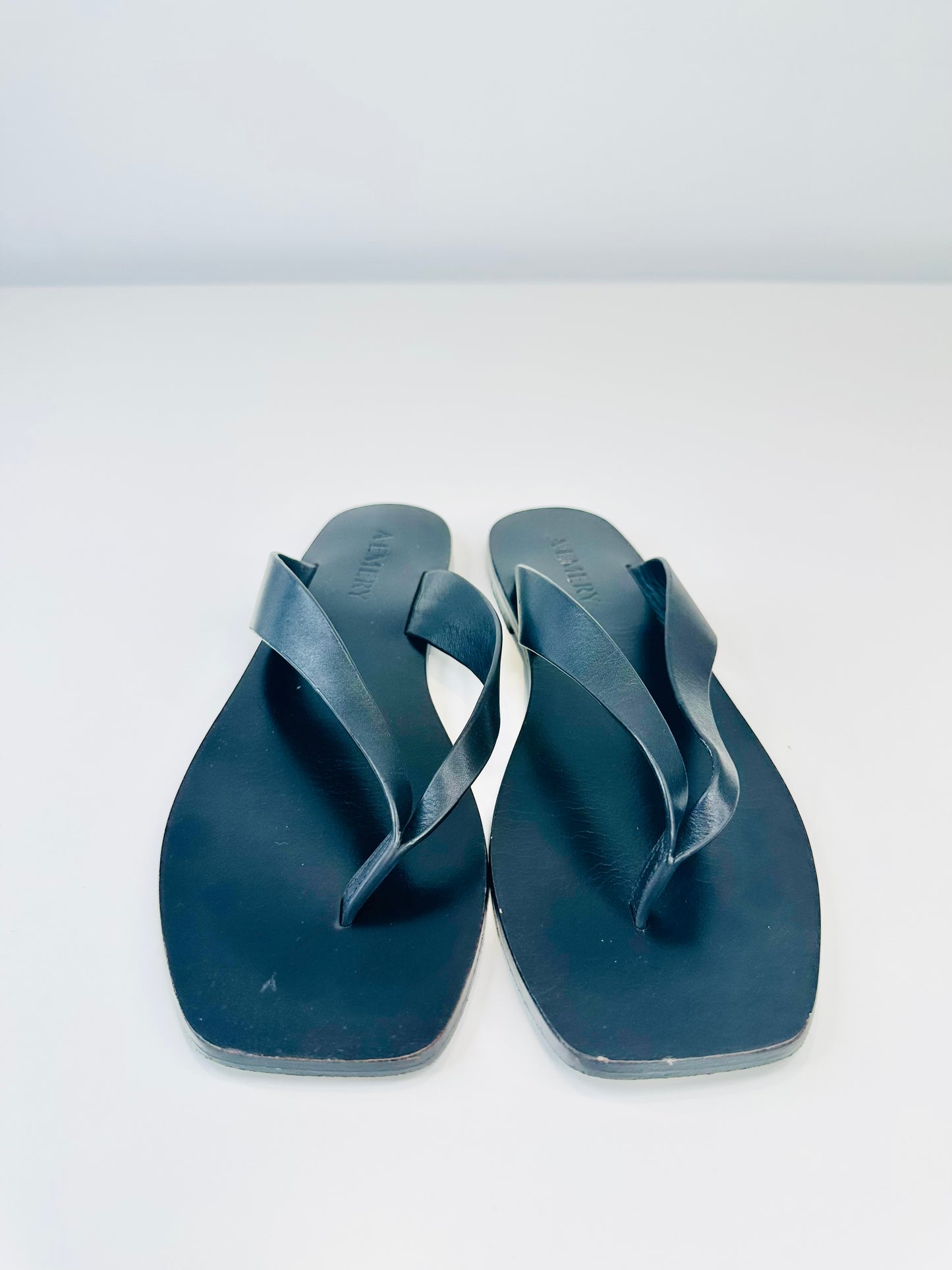 Kinto Leather Flip Flops - Size 39