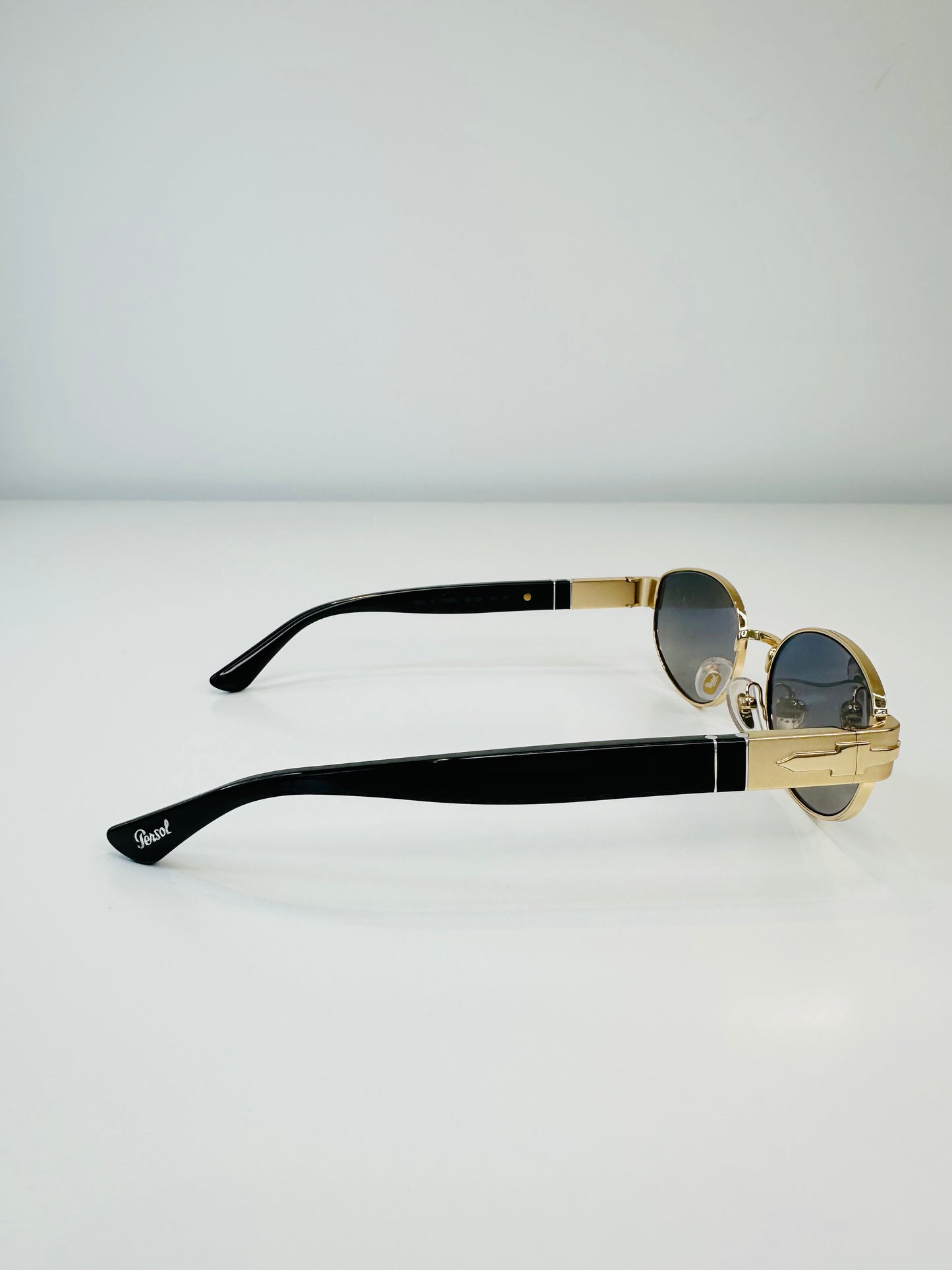 Oval Frame Sunglasses