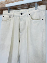 Load image into Gallery viewer, Carlton Straight Jeans - Size 14

