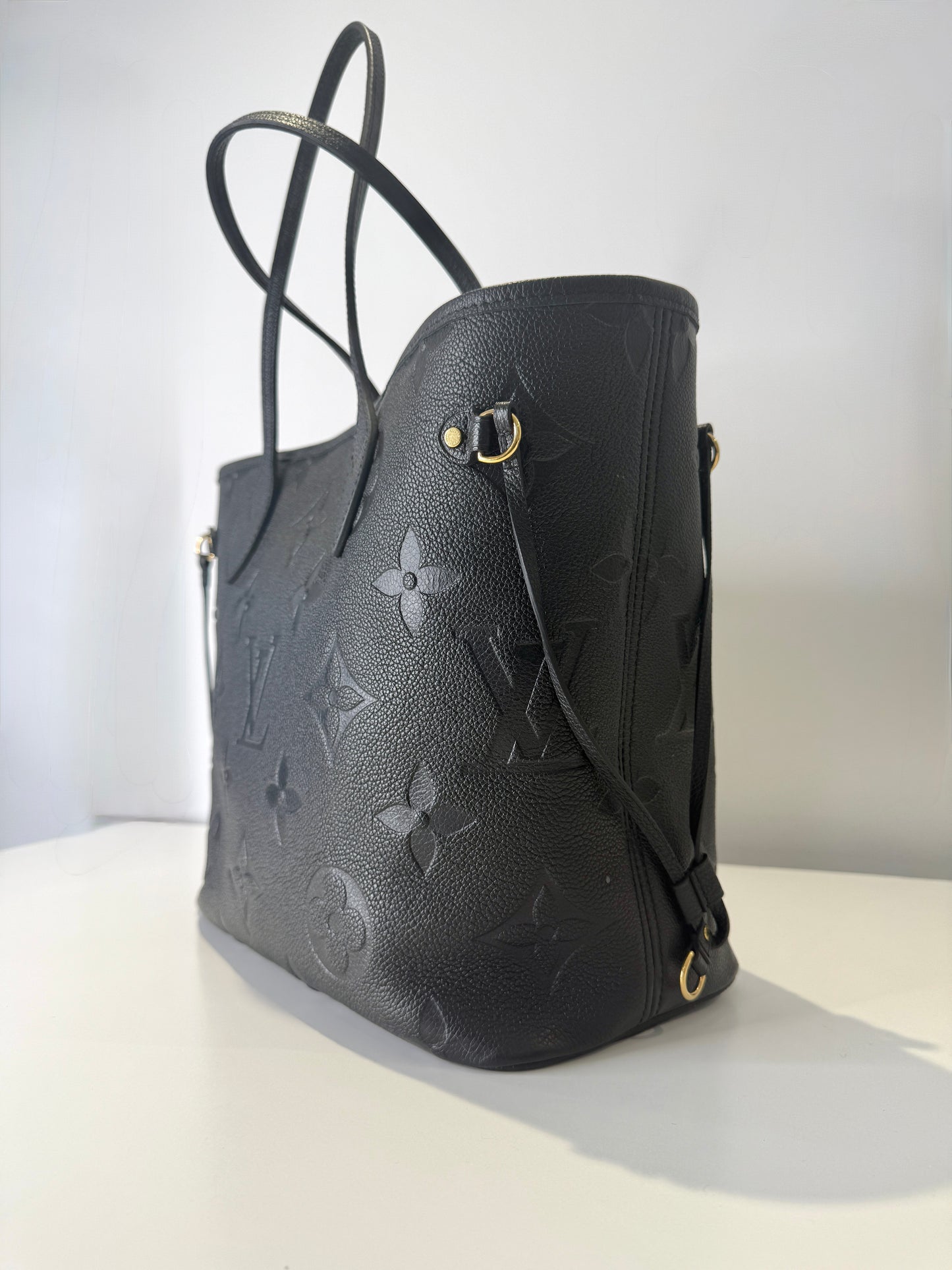 Neverfull MM Tote Bag