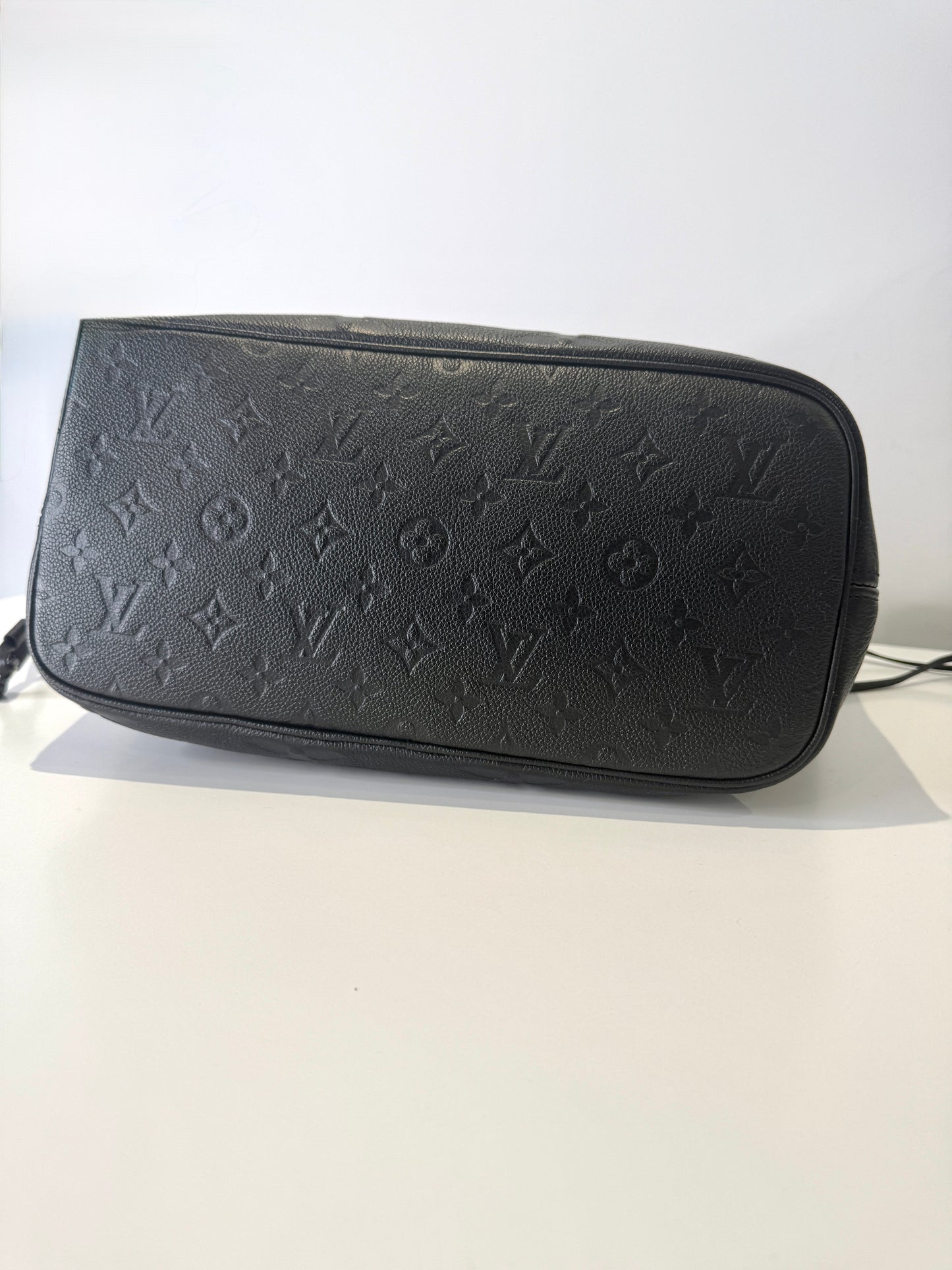 Neverfull MM Tote Bag