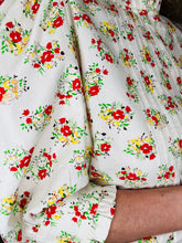 Load image into Gallery viewer, Floral Blouse - Size L
