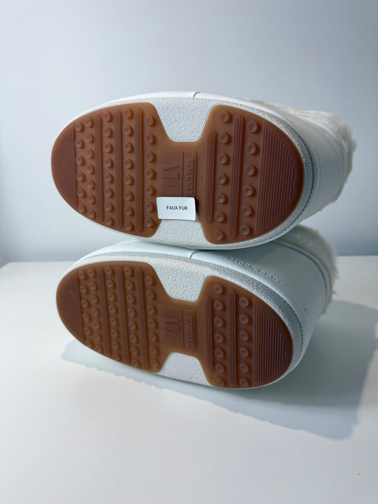 Icon Low Faux Fur Moon Boots - Size 39