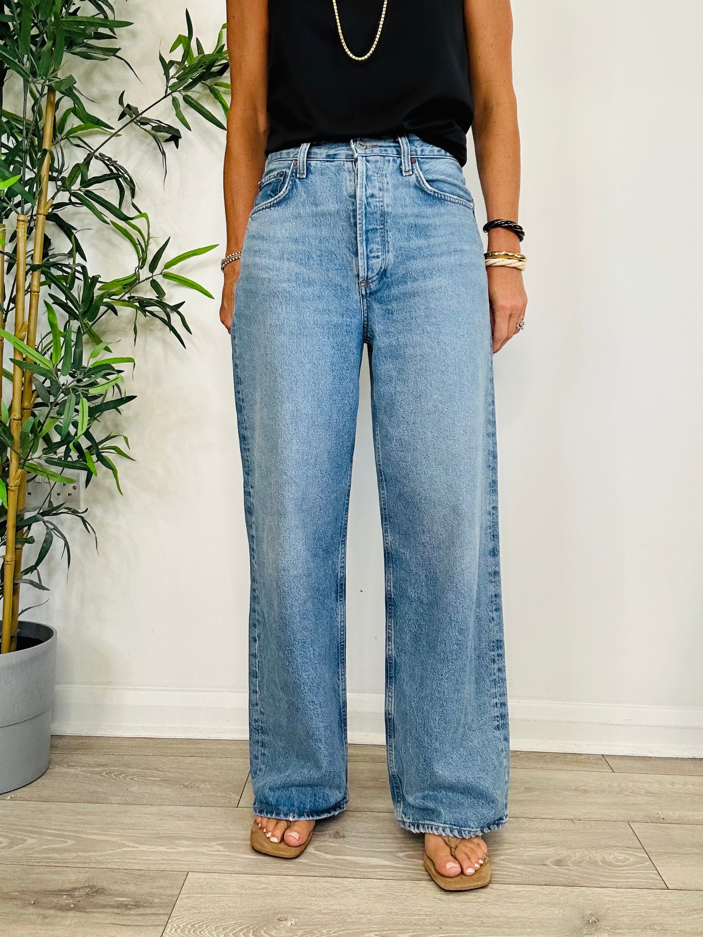 Low Slung Baggy Jeans - Size 25